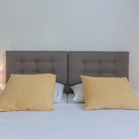 Oleander Sea View Apartman